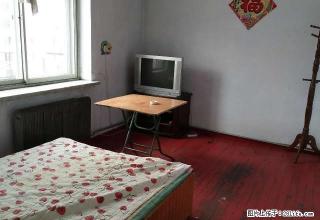 盐库小区 6楼 两室 简单装修 700/月 包取暖 - 丹东28生活网 dandong.28life.com