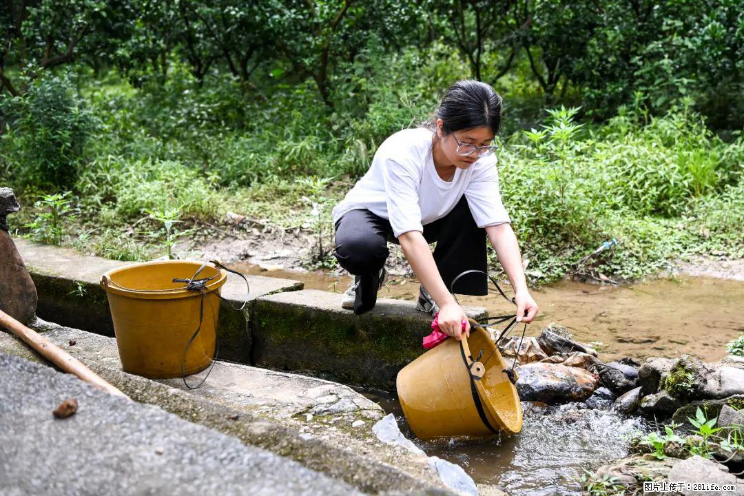 全网追的“扁担女孩”，找了一份暑假工，时薪12元 - 丹东生活资讯 - 丹东28生活网 dandong.28life.com